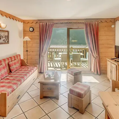 Les Alpages - 3 Pieces Pour 6 Personnes Mae-7304